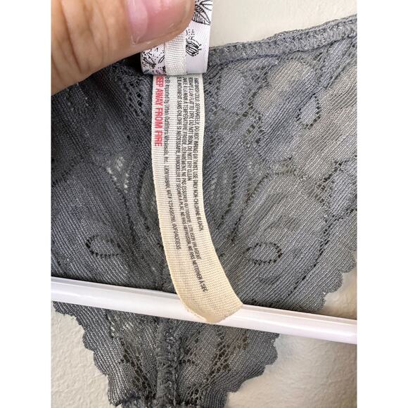 intimately Free People Women's Sz S Grey Lace Adella Longline Bralette Racerback - Picture 11 of 11
